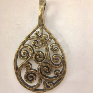 Premier Designs pendant